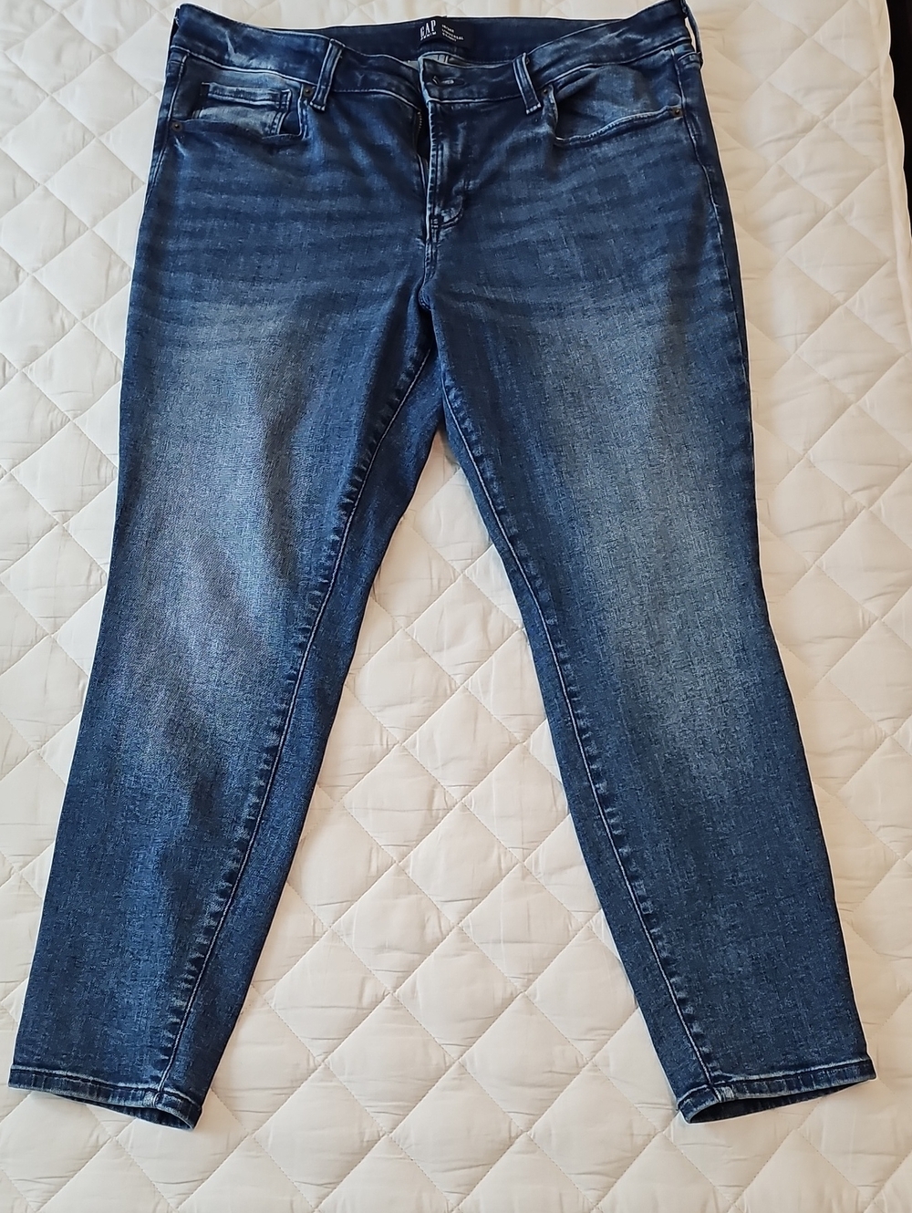 GAP Women's Dark Indigo Skinny Jeans